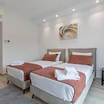 Armonia Luxury