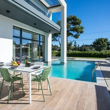 Armonia Luxury فيلة