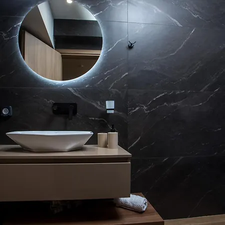 Armonia Luxury *